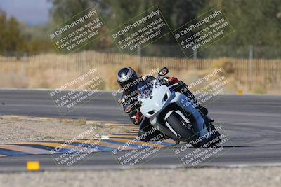 media/Dec-09-2023-SoCal Trackdays (Sat) [[76a8ac2686]]/Turn 3 (1150am)/